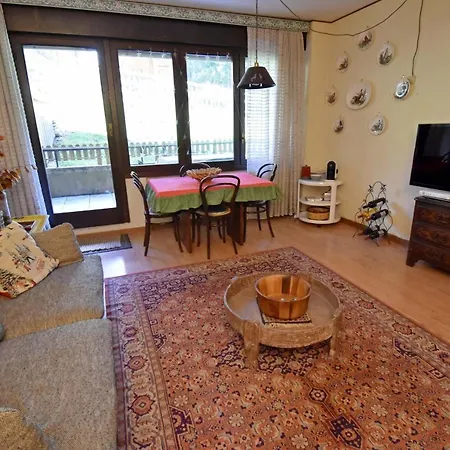 Presanella Bilocale Apartment *