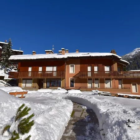 Apartment Presanella Bilocale *
